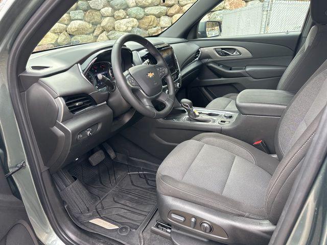used 2023 Chevrolet Traverse car, priced at $28,171