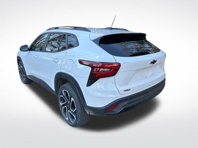 used 2024 Chevrolet Trax car, priced at $20,987