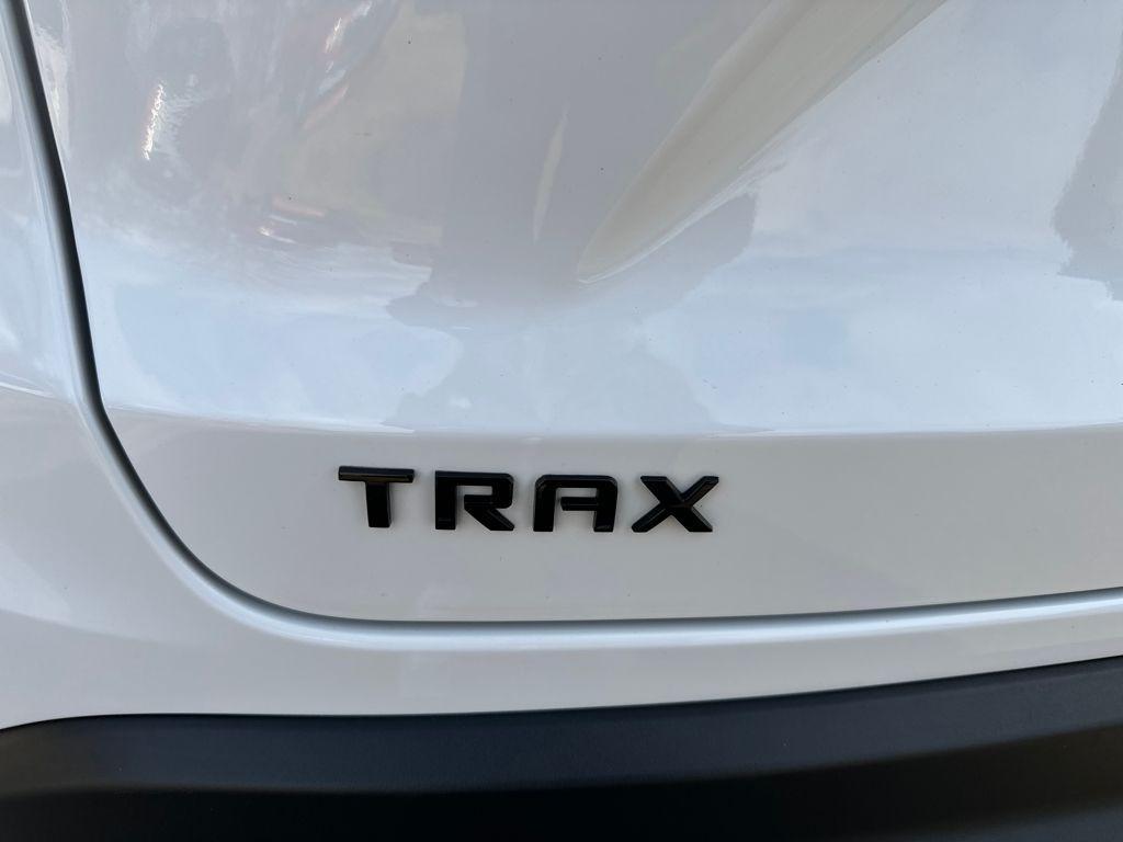used 2024 Chevrolet Trax car, priced at $20,987