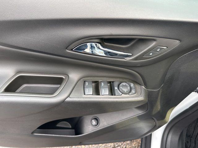 used 2023 Chevrolet Equinox car, priced at $19,683