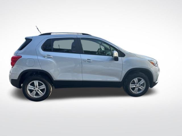 used 2022 Chevrolet Trax car, priced at $16,327