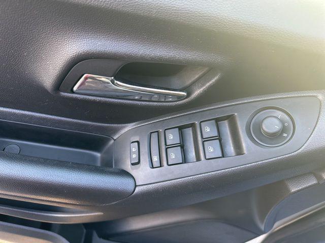 used 2022 Chevrolet Trax car, priced at $16,327