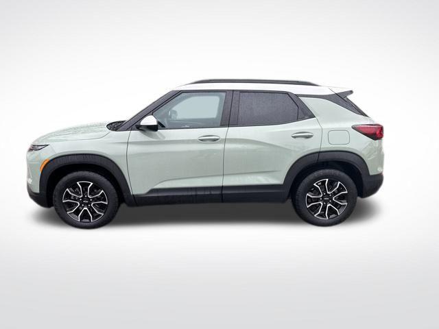 used 2024 Chevrolet TrailBlazer car, priced at $21,338