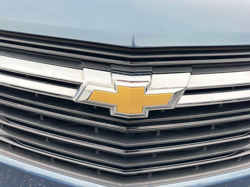 used 2024 Chevrolet Equinox car, priced at $22,079