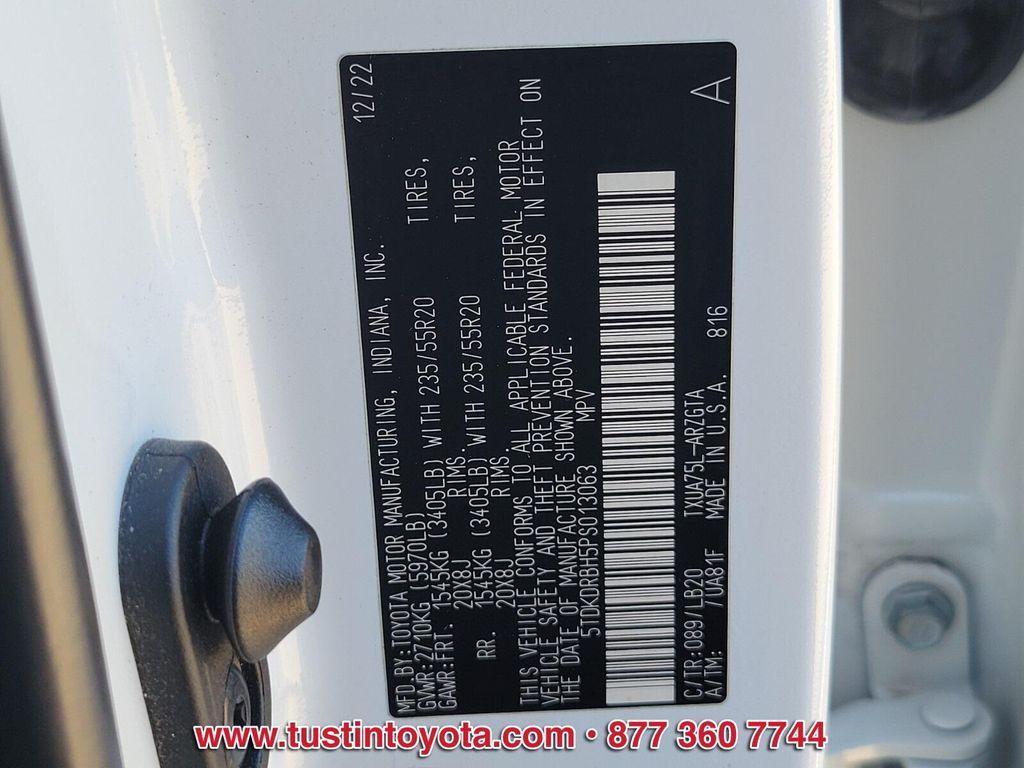 used 2023 Toyota Highlander car, priced at $43,400