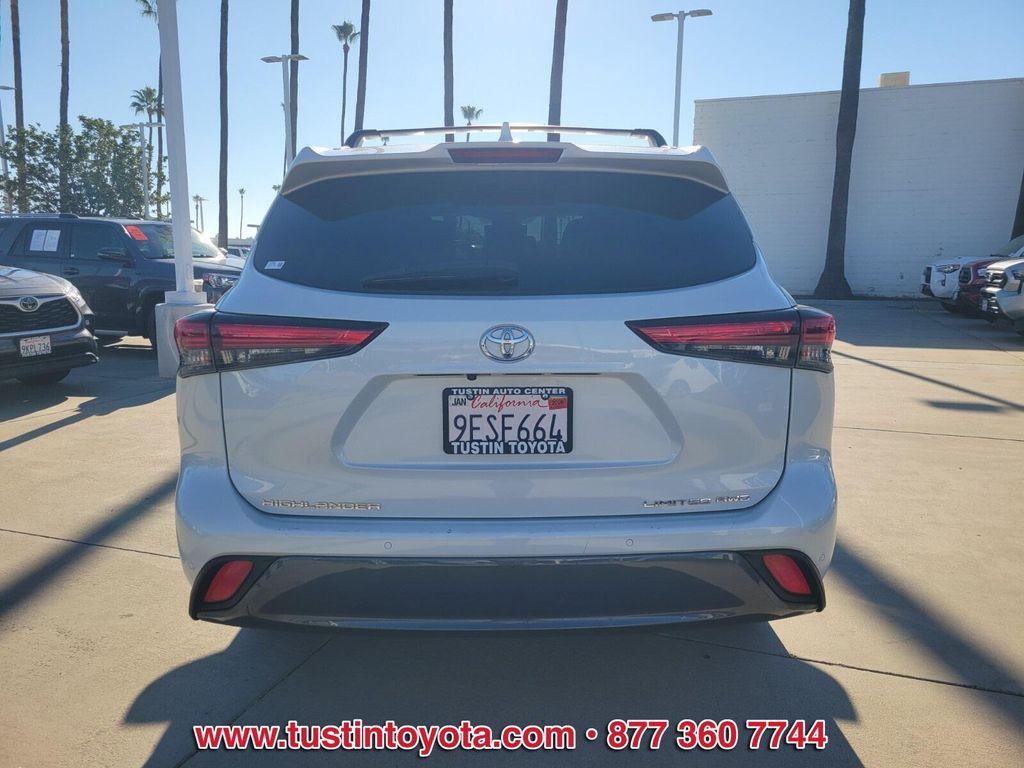 used 2023 Toyota Highlander car, priced at $43,400