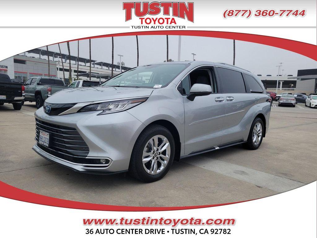 used 2023 Toyota Sienna car, priced at $48,998