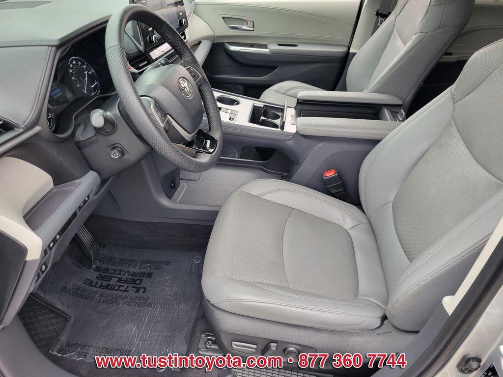 used 2023 Toyota Sienna car, priced at $48,998