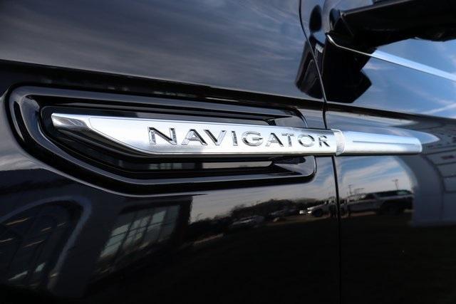 used 2019 Lincoln Navigator L car, priced at $26,900