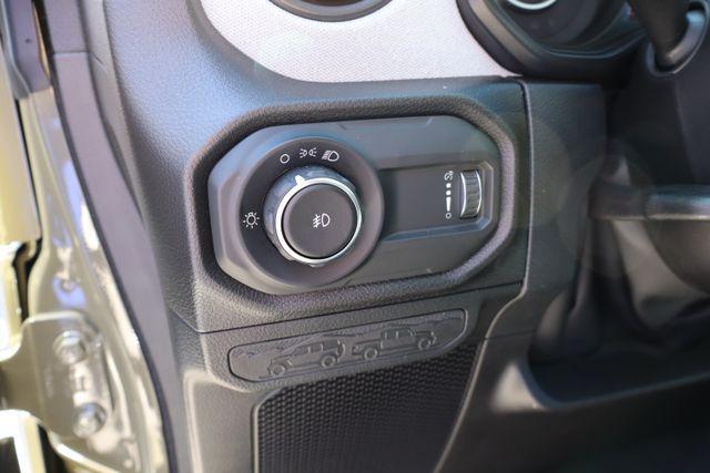 new 2026 Jeep Wrangler car, priced at $45,271