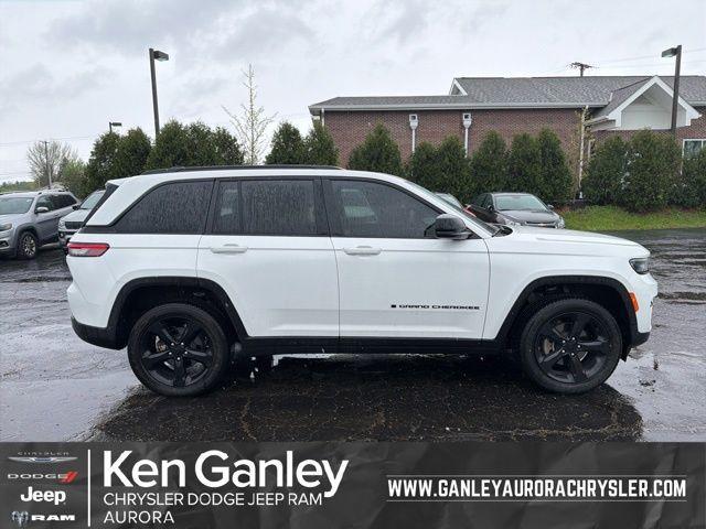 used 2023 Jeep Grand Cherokee car, priced at $33,900