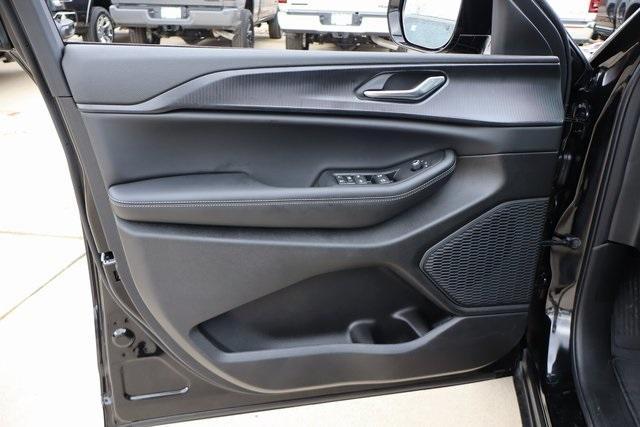 new 2025 Jeep Grand Cherokee car, priced at $43,962