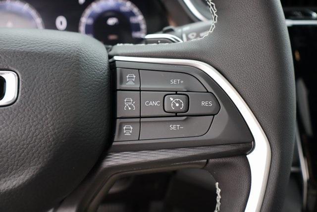 new 2025 Jeep Grand Cherokee car, priced at $43,962