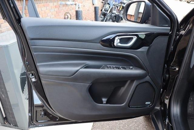 new 2025 Jeep Compass car, priced at $35,573