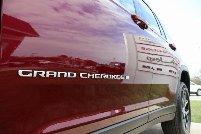 new 2025 Jeep Grand Cherokee car, priced at $39,431