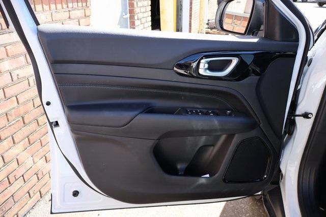 new 2026 Jeep Compass car, priced at $34,498