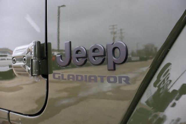 used 2022 Jeep Gladiator car, priced at $21,900
