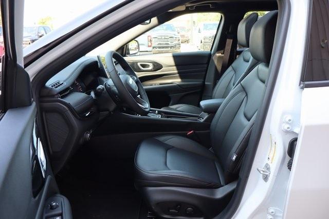 new 2025 Jeep Compass car, priced at $34,525