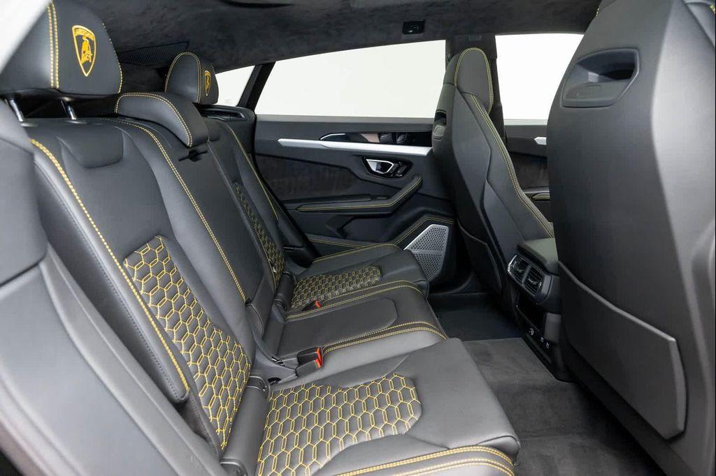 used 2022 Lamborghini Urus car, priced at $223,425