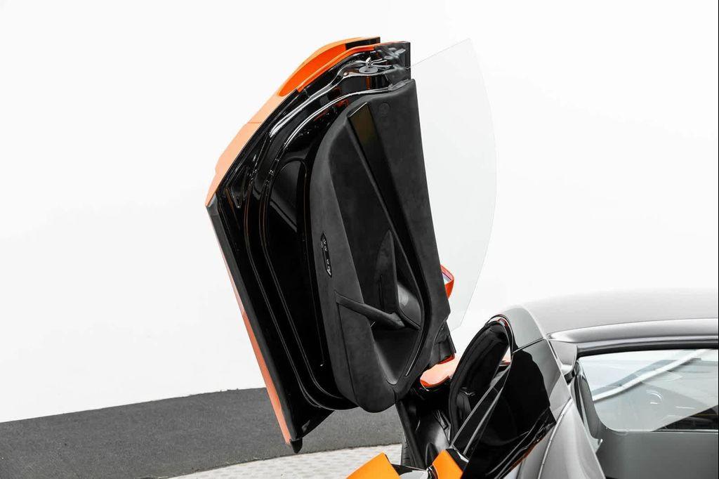 new 2025 McLaren 750S car, priced at $421,540