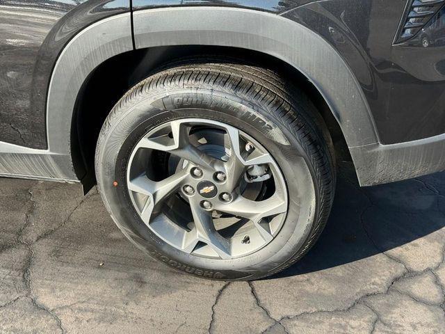 used 2025 Chevrolet Trax car, priced at $24,148