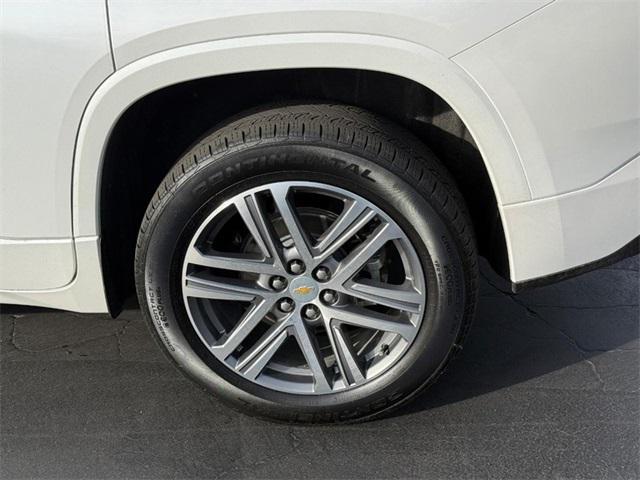 used 2023 Chevrolet Traverse car, priced at $37,998