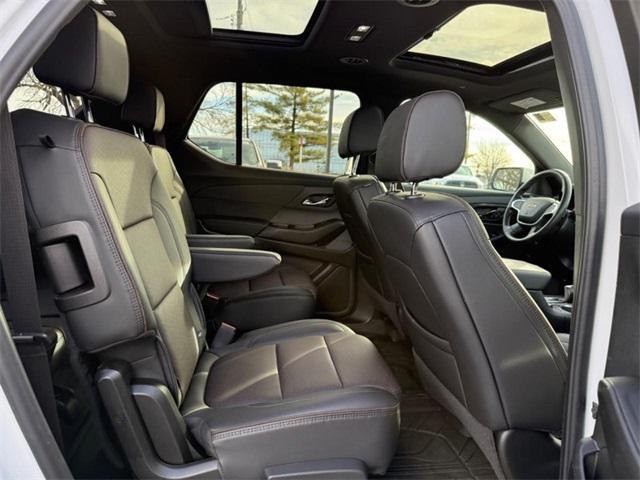used 2023 Chevrolet Traverse car, priced at $37,998
