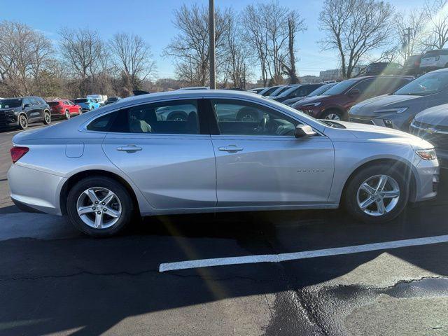 used 2021 Chevrolet Malibu car, priced at $18,998