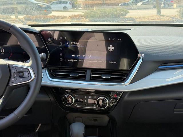 used 2025 Chevrolet Trax car, priced at $24,148