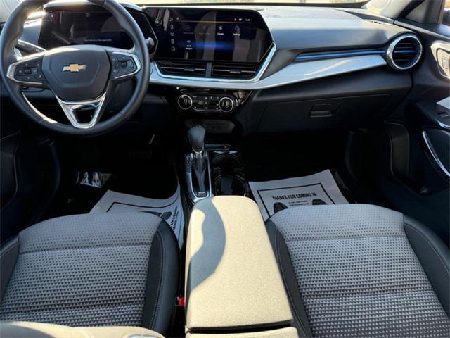 used 2025 Chevrolet Trax car, priced at $22,273