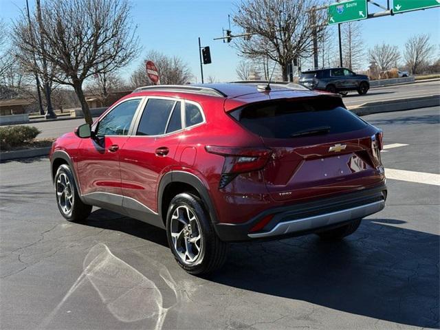 used 2025 Chevrolet Trax car, priced at $22,273