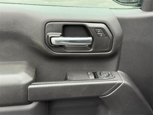 new 2025 Chevrolet Silverado 1500 car, priced at $35,680