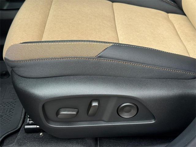 new 2026 Chevrolet Equinox car, priced at $34,530