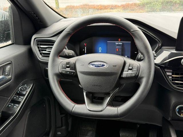 used 2025 Ford Escape car, priced at $25,239