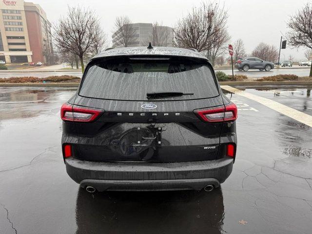 used 2025 Ford Escape car, priced at $25,239