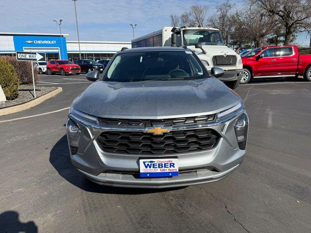 used 2025 Chevrolet Trax car, priced at $24,148