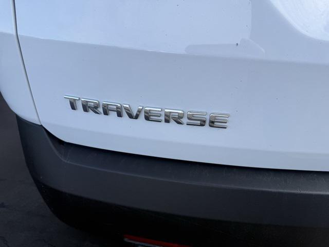 used 2023 Chevrolet Traverse car, priced at $29,998
