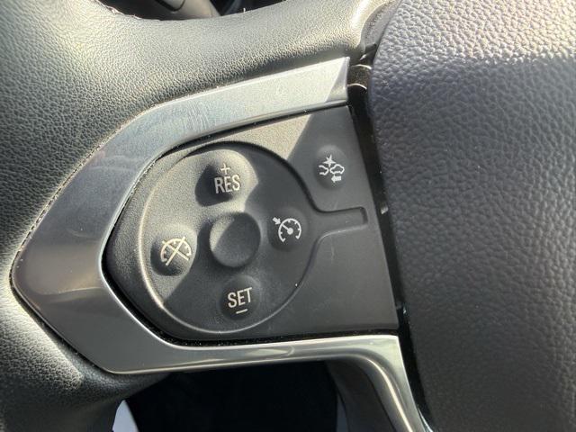 used 2023 Chevrolet Traverse car, priced at $29,998