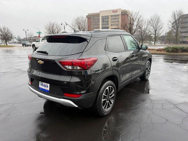 used 2025 Chevrolet TrailBlazer car, priced at $22,398