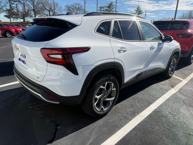 used 2025 Chevrolet Trax car, priced at $24,148