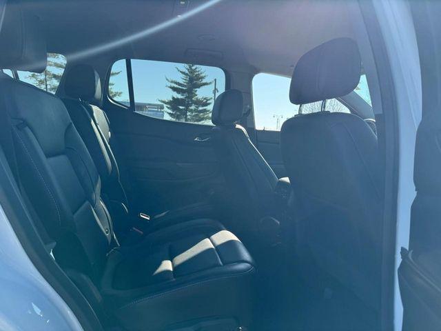 used 2023 GMC Acadia car, priced at $23,895