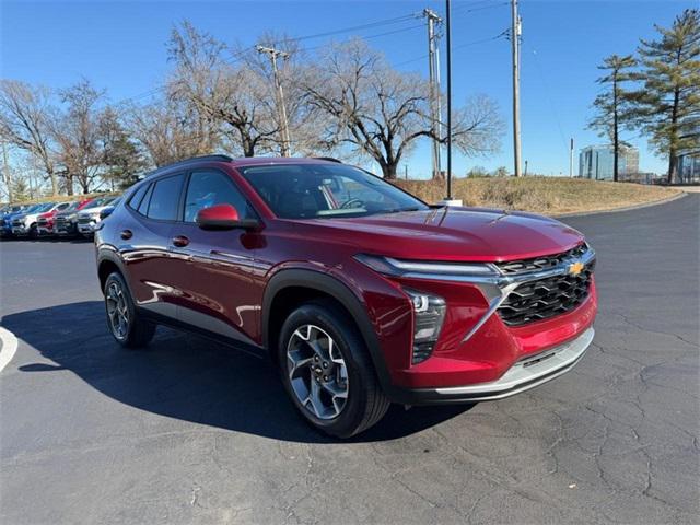 used 2025 Chevrolet Trax car, priced at $22,273