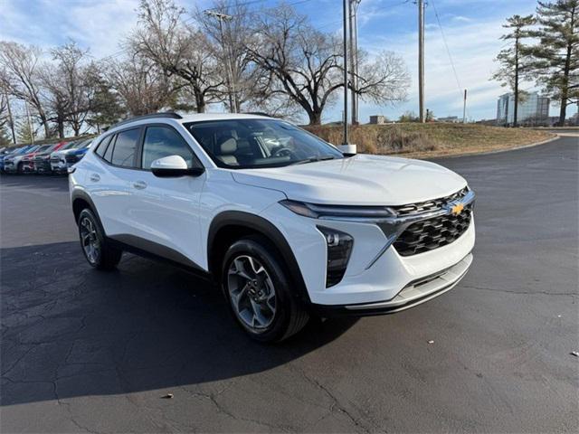 used 2025 Chevrolet Trax car, priced at $22,273