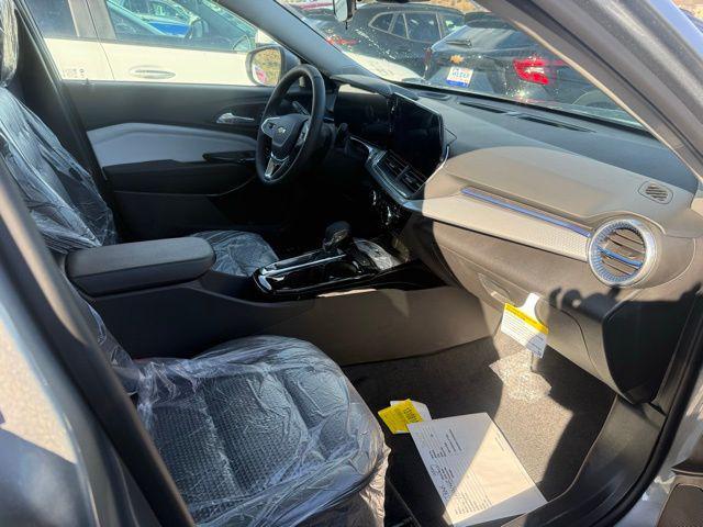 used 2025 Buick Encore GX car, priced at $25,398