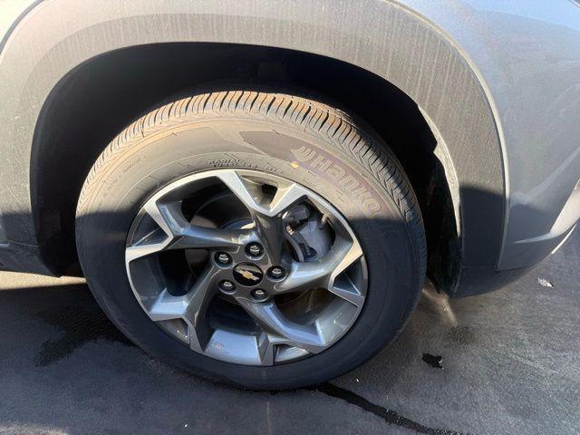 used 2025 Buick Encore GX car, priced at $25,398