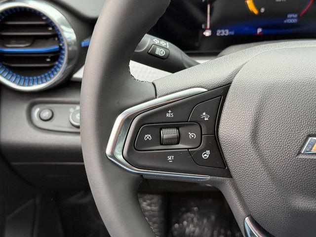 used 2025 Chevrolet Trax car, priced at $24,148