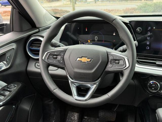 used 2025 Chevrolet Trax car, priced at $24,098
