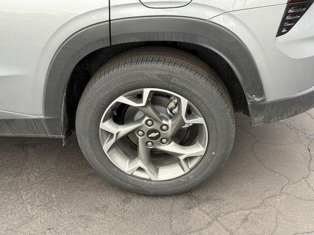 used 2025 Chevrolet Trax car, priced at $24,098