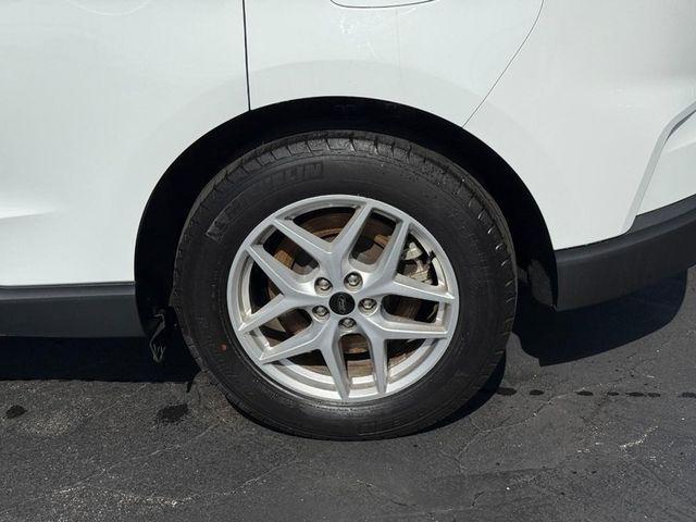 used 2024 Ford Edge car, priced at $22,198