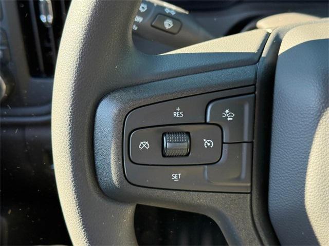 new 2025 Chevrolet Silverado 1500 car, priced at $35,105